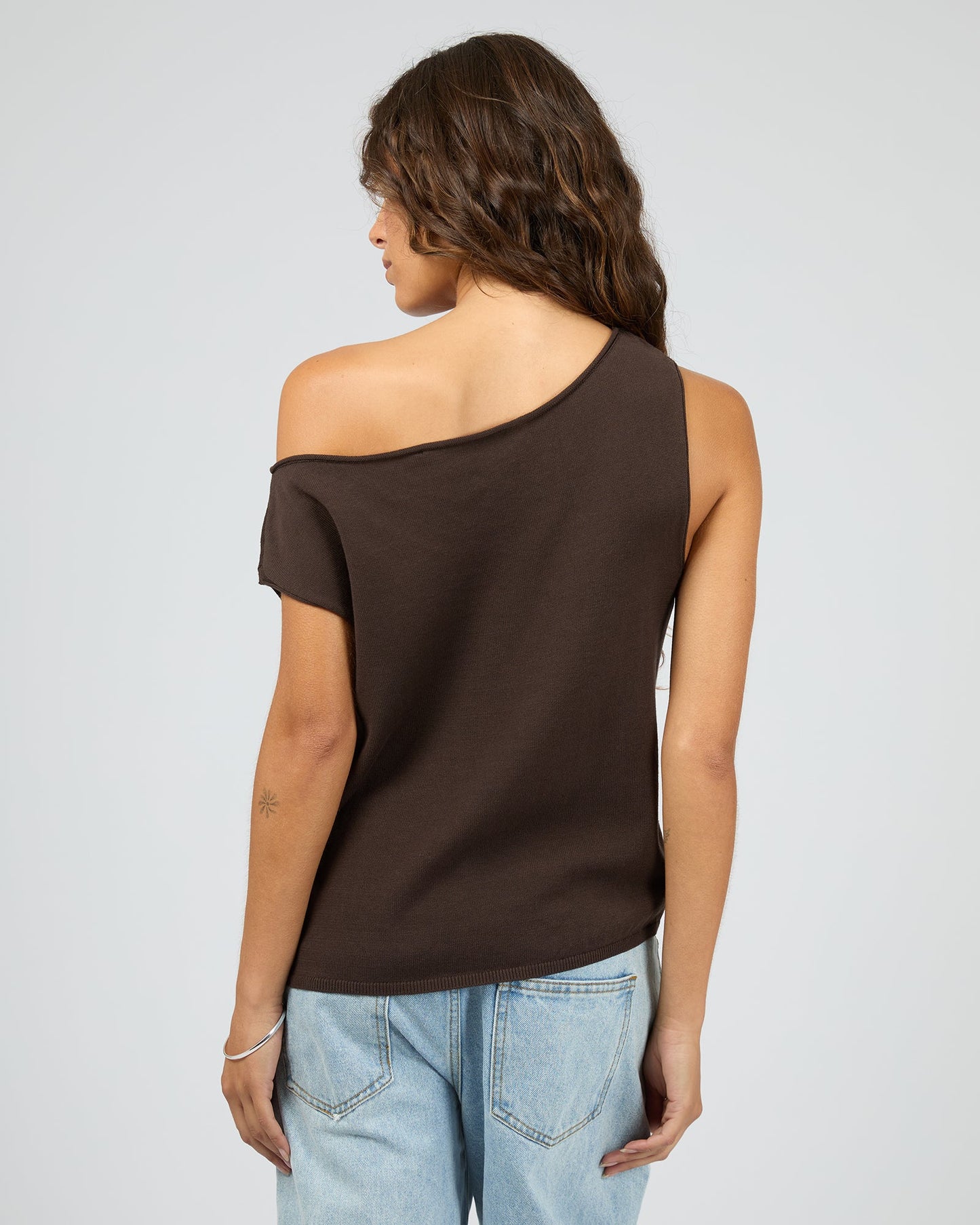 Ellis Off The Shoulder Top Chocolate