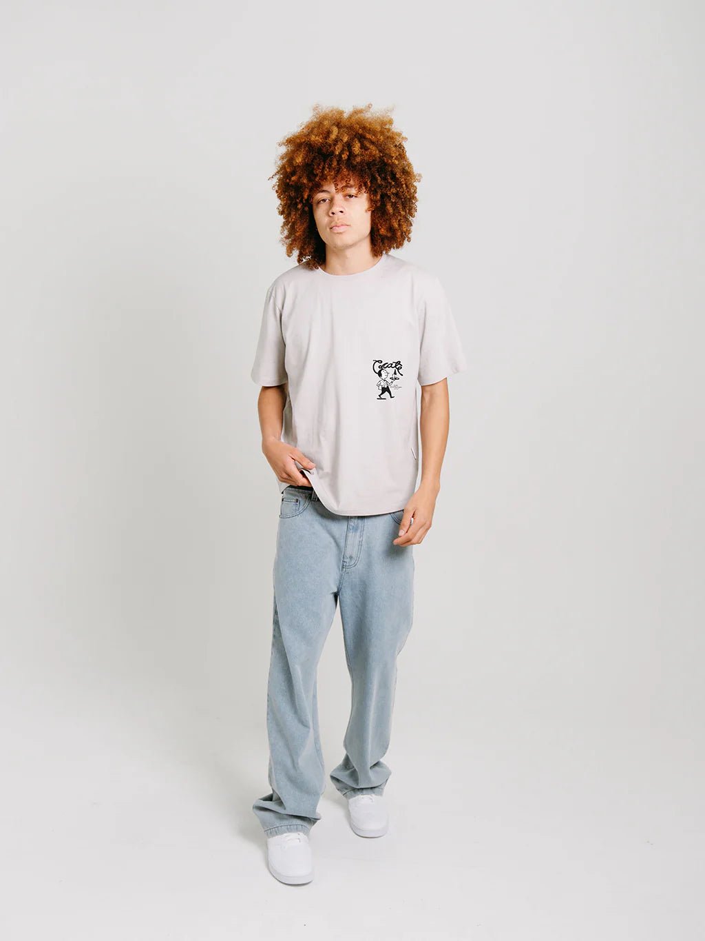 Willie The Waiter Tee Grey