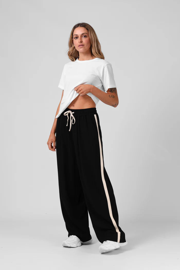 Miila Pant Black