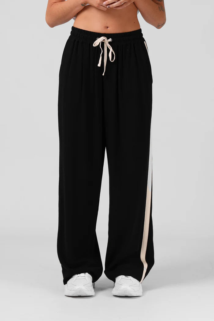 Miila Pant Black