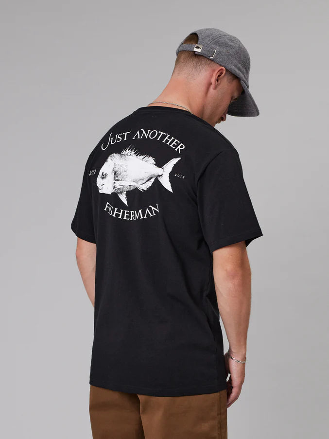 Snapper Tee Black