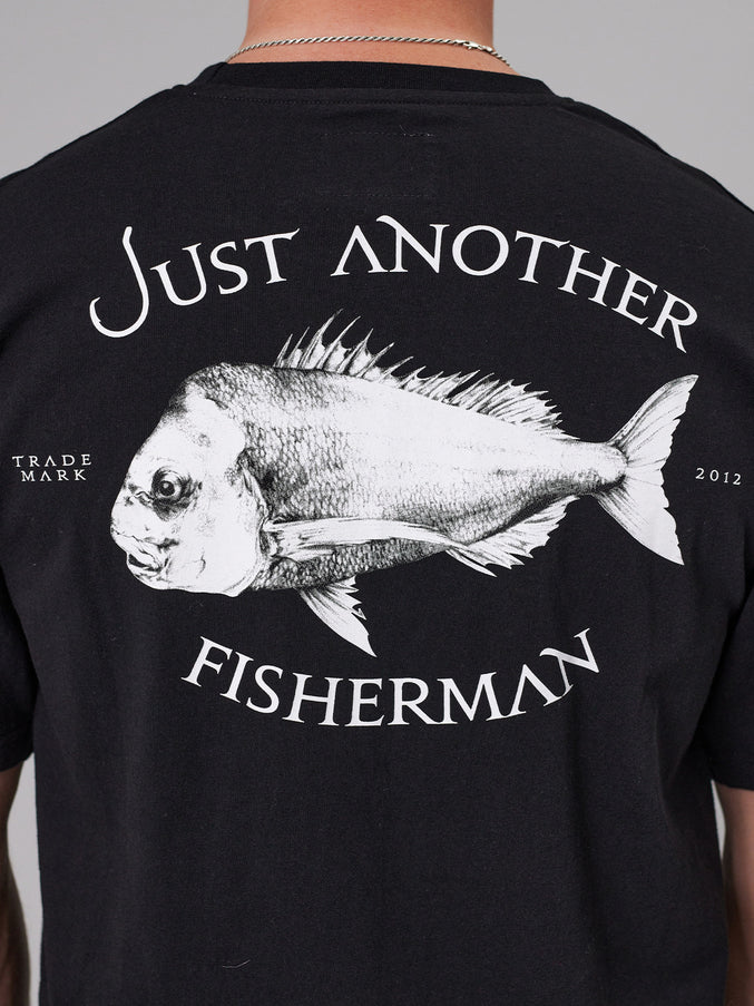 Snapper Tee Black