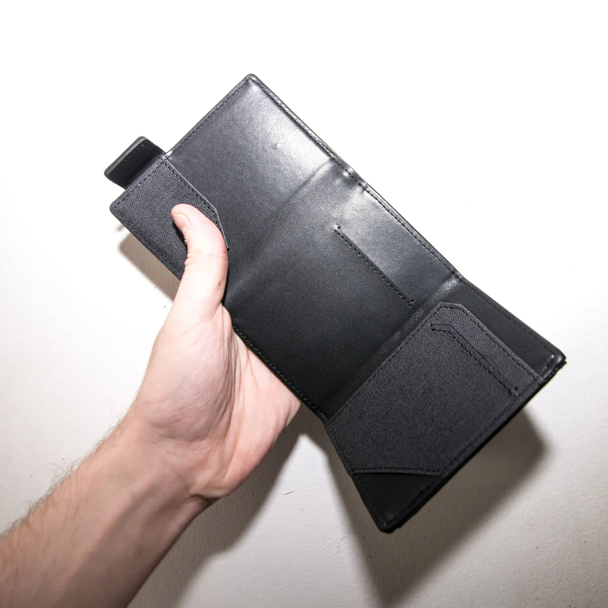 Crate Minimal Wallet/Card Holder Black