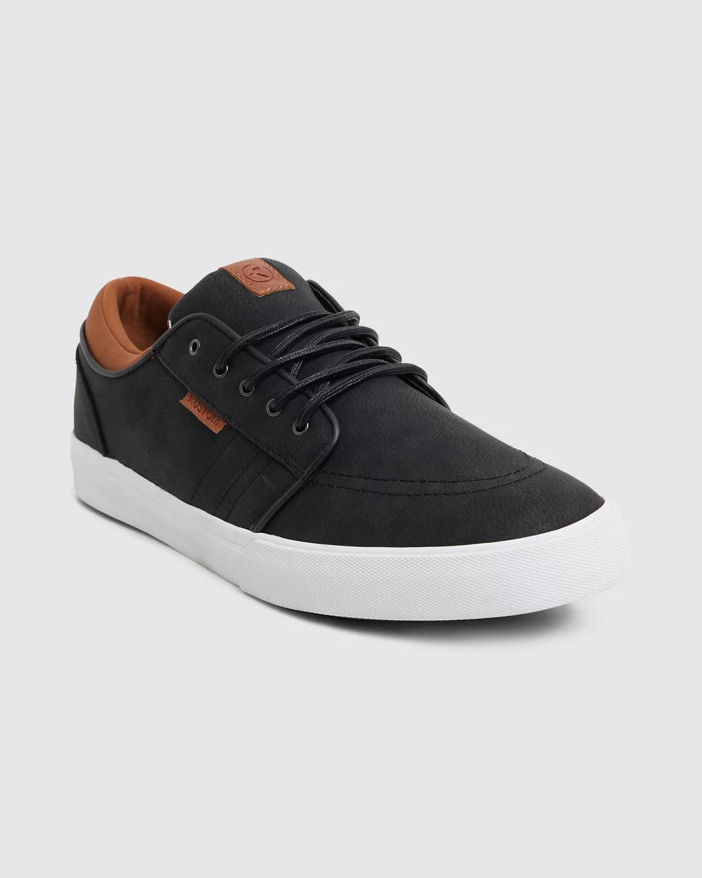 Remark 2 Black/Tan